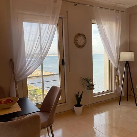Sea View Lejlighed